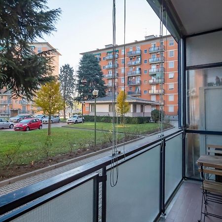 Tolstoi 83 Apartment Milão Exterior foto